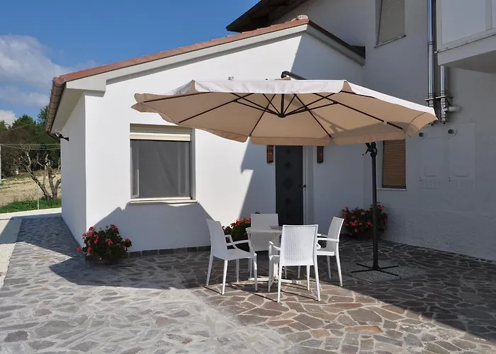 Guest house Verde Giada 4*